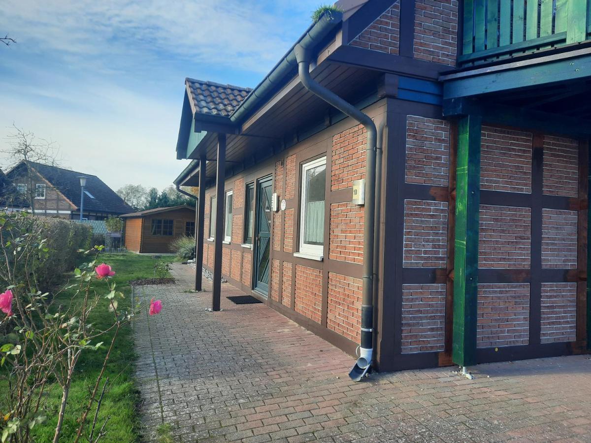 Ferienhaus Sasse Ferienwohnungen Mit Garten & Grill Molschow Extérieur photo