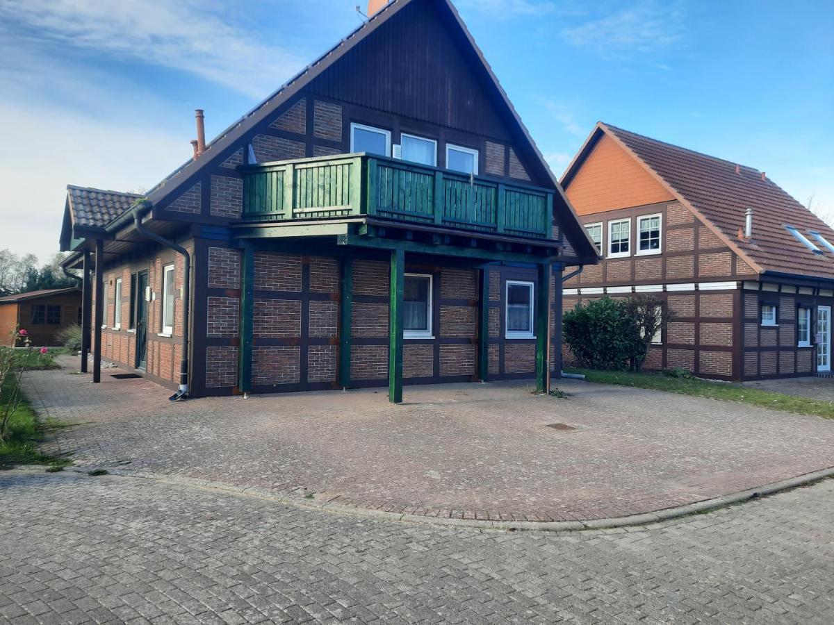 Ferienhaus Sasse Ferienwohnungen Mit Garten & Grill Molschow Extérieur photo